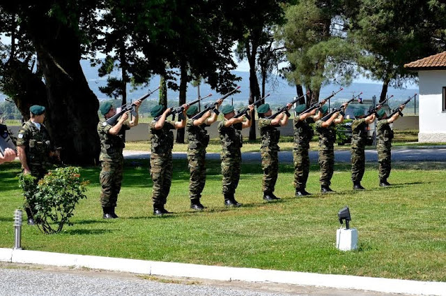 Ετήσιο Μνημόσυνο Καταδρομέων και Ιερολοχιτών στη 1η ΤΑΞ ΚΔ-ΑΛ - Φωτογραφία 9