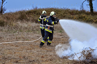 6530 - Χιλιανδαρινοί μοναχοί σε ασκήσεις πυρόσβεσης - Φωτογραφία 3