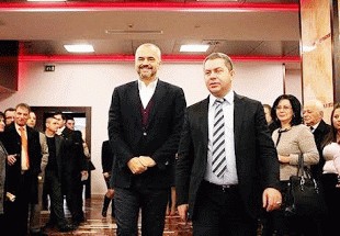 Εθνικός Συναγερμός - Ο Αλβανός Πρωθυπουργός απειλεί ανοικτά την Ελλάδα - Φωτογραφία 1