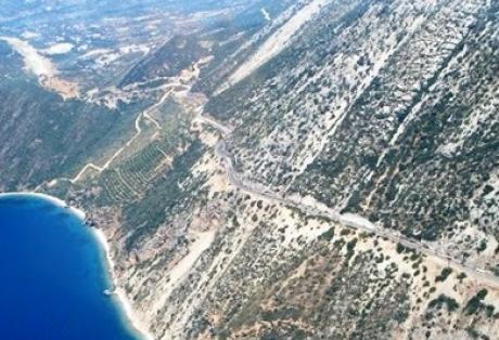 Δυτική Ελλάδα: Η εντυπωσιακή ...έκρηξη στην Παλιοβούνα για την κατασκευή σήραγγας! Κλειστός για μιάμιση ώρα ο δρόμος - Φωτογραφία 1