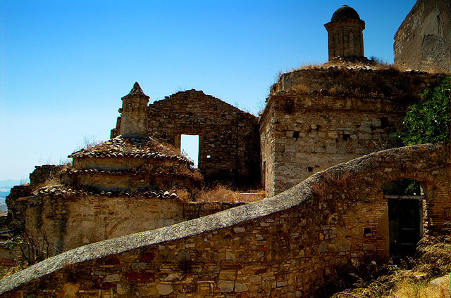 Μια ελληνική «πόλη-φάντασμα» στην Ιταλία! [photos] - Φωτογραφία 6