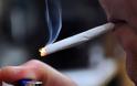 «Ωράριο» καπνίσματος σχεδιάζει το υπουργείο Υγείας για τους δημόσιους κλειστούς χώρους