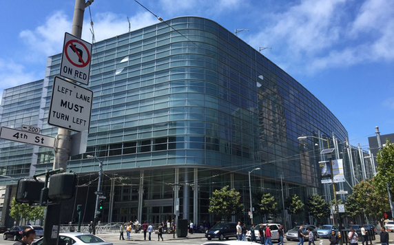 Η Apple ετοιμάζει το εκθεσιακό κέντρο του Moscone West για το WWDC 2015 - Φωτογραφία 2