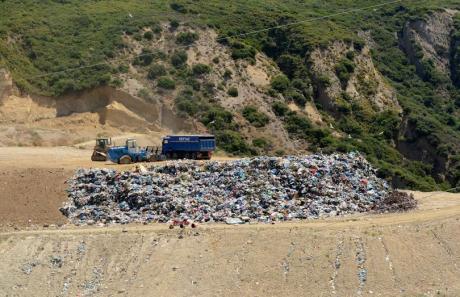 Η Πάτρα κινδυνεύει να μετατραπεί σε υγιειονομική κόλαση το καλοκαίρι - Το σχέδιο της Δημοτικής Αρχής για τα σκουπίδια - Φωτογραφία 1