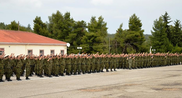 Τελετή Ορκωμοσίας Νεοσύλλεκτων Οπλιτών της 2015 Γ΄ΕΣΣΟ στο ΚΕΠΒ - Φωτογραφία 2