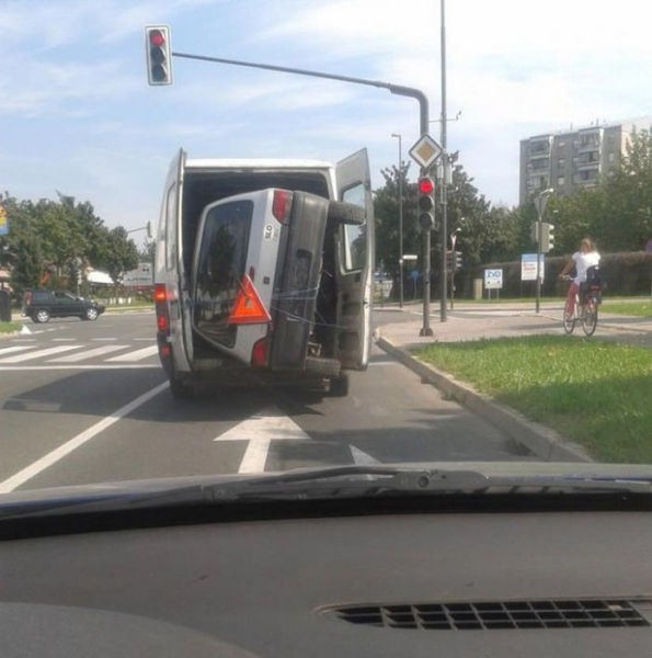 Χωράει λες; Οι χειρότερες μεταφορές που έχεις δει ποτέ - Φωτογραφία 15