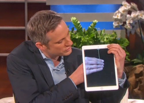 Ο μάγος με το iPad - Δε φαντάζεστε τι κάνει ο άνθρωπος... [video] - Φωτογραφία 1