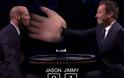 Τόσο ξύλο δεν έχει φάει σε όλες τις ταινίες του μαζί - Ο Jason Statham τρώει φάπες σε ξεκαρδιστικό τηλεπαιχνίδι! [video]