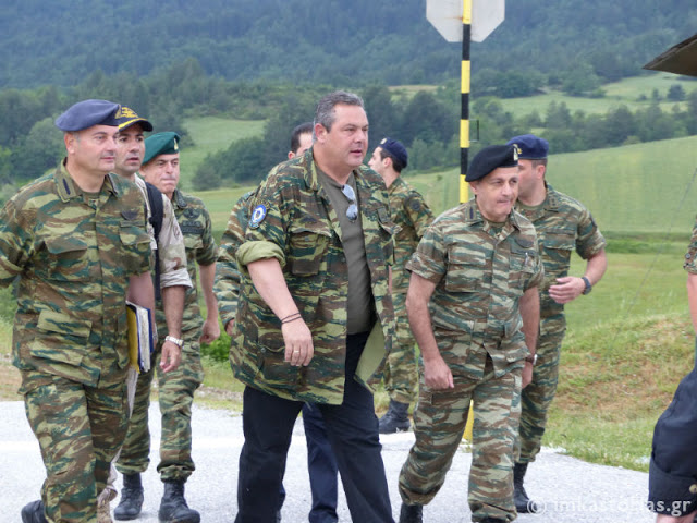 Συνάντηση Π. Καμμένου με τον Μητροπολίτη Καστοριάς - Φωτογραφία 6