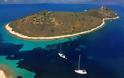 Ποιο Ελληνικό νησί θέλουν να αγοράσουν Αντζελίνα Τζολί και Μπραντ Πιτ;