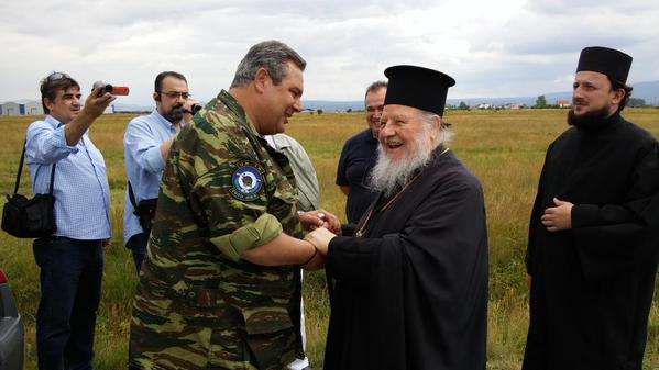 Ο ΥΕΘΑ Πάνος Καμμένος στα φυλάκια της Φλώρινας (φωτογραφίες) - Φωτογραφία 13