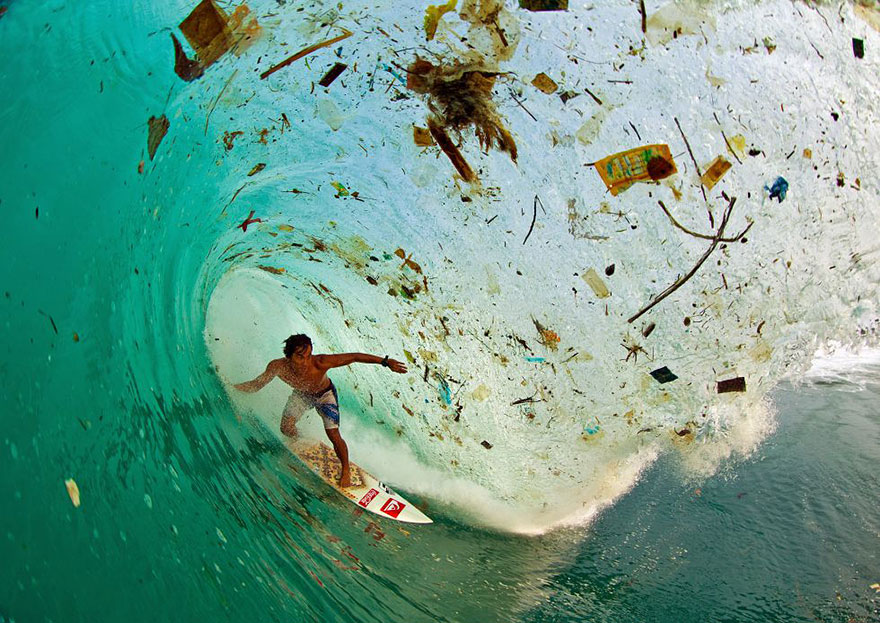 Σπαρακτικές εικόνες του πλανήτη που θα σε κάνουν να ξανασκεφτείς που πετάς τα σκουπίδια σου...[photos] - Φωτογραφία 6