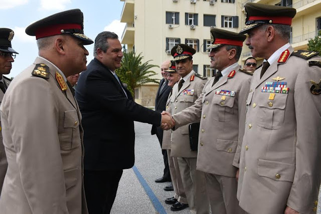 Συνάντηση ΥΕΘΑ Πάνου Καμμένου με τον Αιγύπτιο ομόλογό του Sedki Sobhi Sayed στο ΥΠΕΘΑ - Φωτογραφία 10