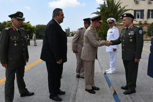 Συνάντηση ΥΕΘΑ Πάνου Καμμένου με τον Αιγύπτιο ομόλογό του Sedki Sobhi Sayed στο ΥΠΕΘΑ - Φωτογραφία 7