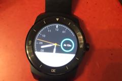 Έφτασε στο ios η πρώτη εφαρμογή για τα Antroid Wear