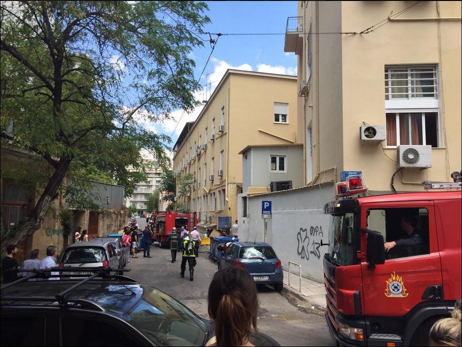 ΠΡΙΝ ΑΠΟ ΛΙΓΟ: Φωτιά στο Ιπποκράτειο [photos] - Φωτογραφία 5