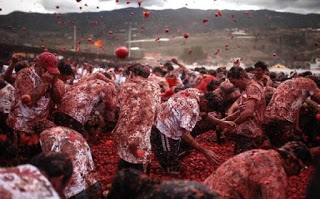 O... πόλεμος της ντομάτας στην Κολομβία [phots] - Φωτογραφία 1