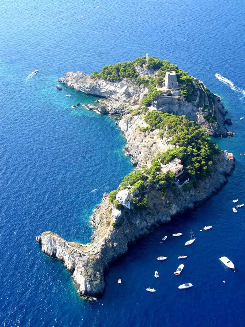 ΤΕΛΕΙΟ: Ασυνήθιστα σχήματα νησιών... - Φωτογραφία 12