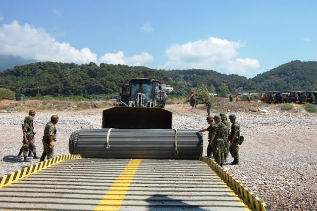 Συμμετοχή Μονάδων του Στρατού Ξηράς στην Άσκηση ΚΑΤΑΙΓΙΣ - 2015 - Φωτογραφία 12