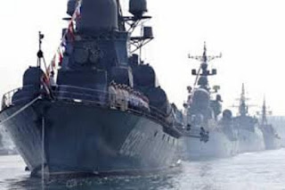 Ξαφνικά όλος ο Ρωσικός στόλος στην Κρήτη απέναντι από τη Σούδα - Φωτογραφία 1