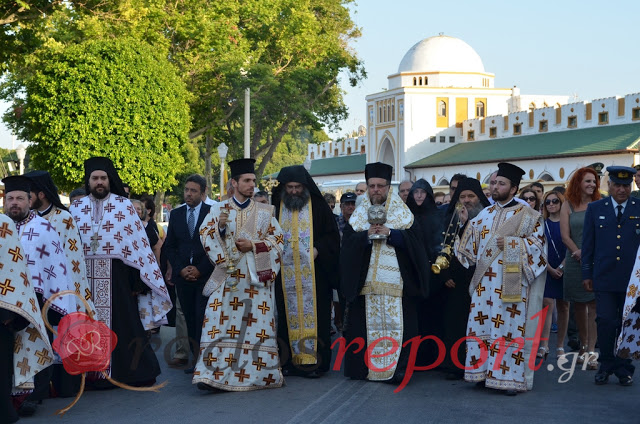 6636 - Η Ρόδος υποδέχθηκε με κάθε μεγαλοπρέπεια την Τίμια Κάρα του Αγίου Νικήτα του Νισυρίου - Φωτογραφία 8