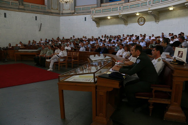 ΗΜΕΡΙΔΑ ΓΕΕΘΑ ΜΕ ΤΟ ΟΙΚΟΝΟΜΙΚΟ ΠΑΝΕΠΙΣΤΗΜΙΟ ΑΘΗΝΩΝ - Φωτογραφία 4