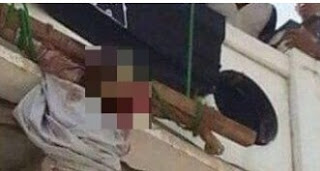 ΕΙΚΟΝΕΣ ΠΟΥ ΚΟΒΟΥΝ ΤΗΝ ΑΝΑΣΑ: Η Αλ Κάιντα σταύρωσε και κρέμασε δύο «κατασκόπους» των ΗΠΑ στην Υεμένη [photos] - Φωτογραφία 1