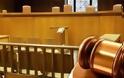 Aγριεμένος πήγε στη δίκη ο 29χρονος Πατρινός - Έσπασε τζάμι και κινήθηκε απειλητικά προς τον Εισαγγελέα