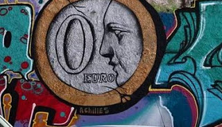 Αμερικανός αναλυτής σοκάρει: Αφήστε την Ελλάδα να πέσει - Φωτογραφία 1