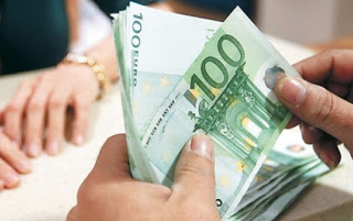 Σε σημείο μηδέν οι εκροές καταθέσεων - Πάνω από 115 δισ. ευρώ έχουν αποσυρθεί από το 2009 - Φωτογραφία 1