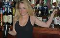 Η τρομακτική μεταμόρφωση μιας ξανθιάς barwoman - Δε θα το πιστεύετε... [photos]