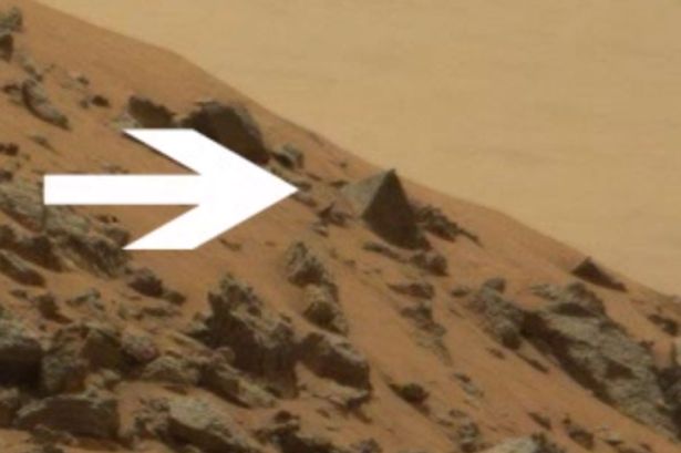 ΛΕΣ; - Η NASA εντόπισε...πυραμίδα στον Άρη! - Φωτογραφία 3