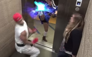 ΠΟΛΥ ΓΕΛΙΟ: Εσείς πώς θα αντιδρούσατε αν σε ένα ασανσέρ εμφανιζόταν ο Ryu από το Street Fighter; [video] - Φωτογραφία 1