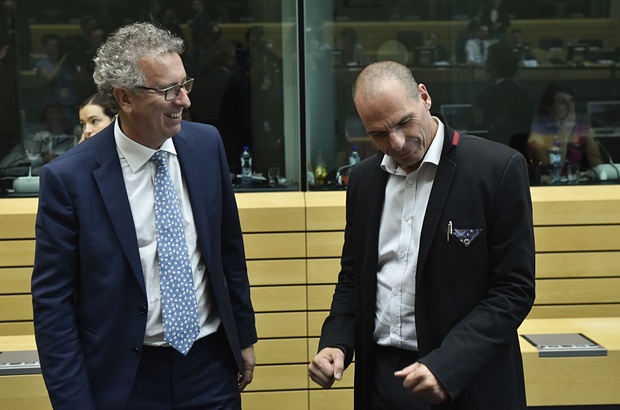 Eurogroup: Πικρά χαμόγελα και βλέμματα με νόημα [photos] - Φωτογραφία 5