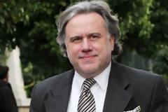 Πανικός στην κυβέρνηση για την επιστροφή των «φακελάκηδων» στο ΕΣΥ!