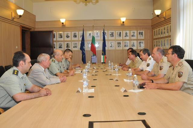 Ολοκλήρωση Επίσημης Επίσκεψης Αρχηγού ΓΕΣ στη Βουλγαρία - Φωτογραφία 11