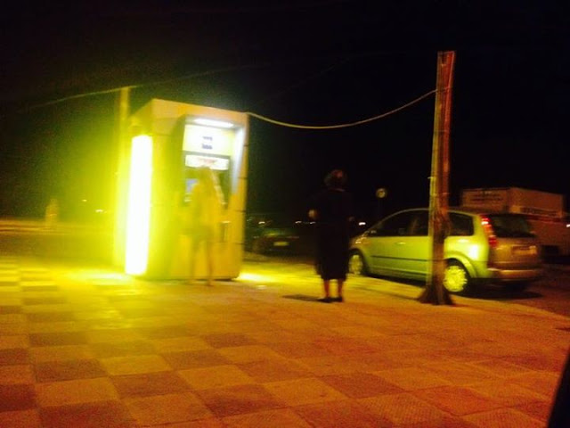 Ουρές σε τράπεζες και βενζινάδικα στην Λέσβο -Στέρεψαν τα ATM της Πειραιώς στην Μυτιλήνη; - Φωτογραφία 4