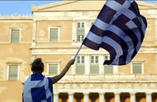 Το σχόλιο στο Facebook που σπάει κόκαλα - Εγώ, ο αγανακτισμένος Έλληνας - Φωτογραφία 1
