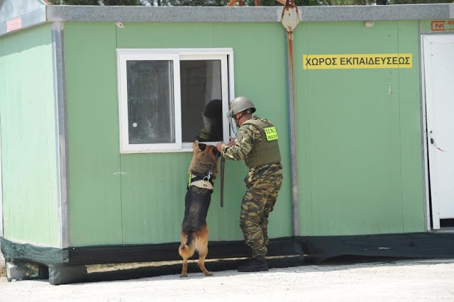 Επίσκεψη ΥΕΘΑ Πάνου Καμμένου στο ΤΕΝΞ και στο Στρατόπεδο «ΓΕΡΑΚΙΝΗ» - Φωτογραφία 5