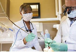 Αυστραλία: Φόβοι ότι 11.000 πελάτες οδοντιάτρων έχουν εκτεθεί σε AIDS, HIV και ηπατίτιδα - Φωτογραφία 1