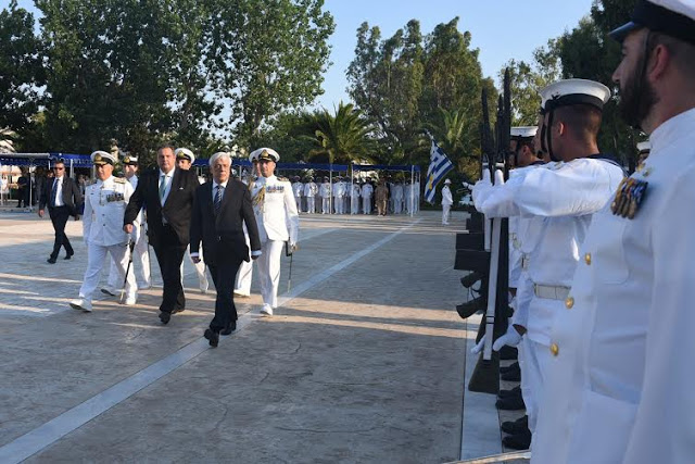 Ο ΥΕΘΑ Πάνος Καμμένος και η Στρατιωτική ηγεσία στην ορκωμοσία των νέων Σημαιοφόρων - Φωτογραφία 9