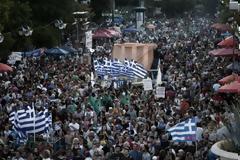 H μάχη των συγκεντρώσεων στην Αθήνα - Το μέτρημα των ναι και των όχι - Δείτε φωτο