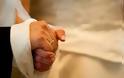 Αναβλήθηκαν μέχρι και γάμοι και βαφτίσεις λόγω του CapitalControl