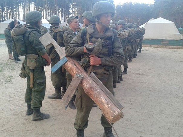Τα απίστευτα καψόνια του ρωσικού στρατού - Δείτε τι κάνουν στους φαντάρους - Φωτογραφία 6