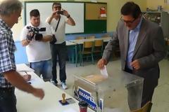 Πάτρα: Στο Στρούμπειο ψήφισε ο Δήμαρχος Κώστας Πελετίδης