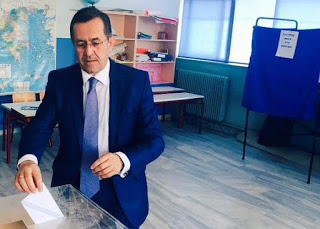 Νίκος Νικολόπουλος: Την Δευτέρα θα είμαστε όρθιοι και ενωμένοι - δήλωση μετά την άσκηση εκλογικού δικαιώματος - Φωτογραφία 1