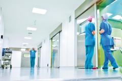 Εν μέσω κρίσης ψηφίζεται η τροπολογία για την απόλυση των διοικητών των νοσοκομείων!