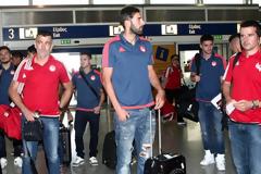 «ΠΕΤΑΞΕ» ΓΙΑ ΑΥΣΤΡΙΑ Ο ΘΡΥΛΟΣ (PHOTOS)