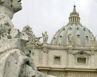 Βατικανό: Στο εδώλιο πρώην αρχιεπίσκοπος για σεξουαλική κακοποίηση ανηλίκων - Φωτογραφία 1