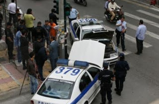 Από την τσέπη τους πληρώνουν τις βλάβες οι αστυνομικοί στην Πάτρα - Φωτογραφία 1
